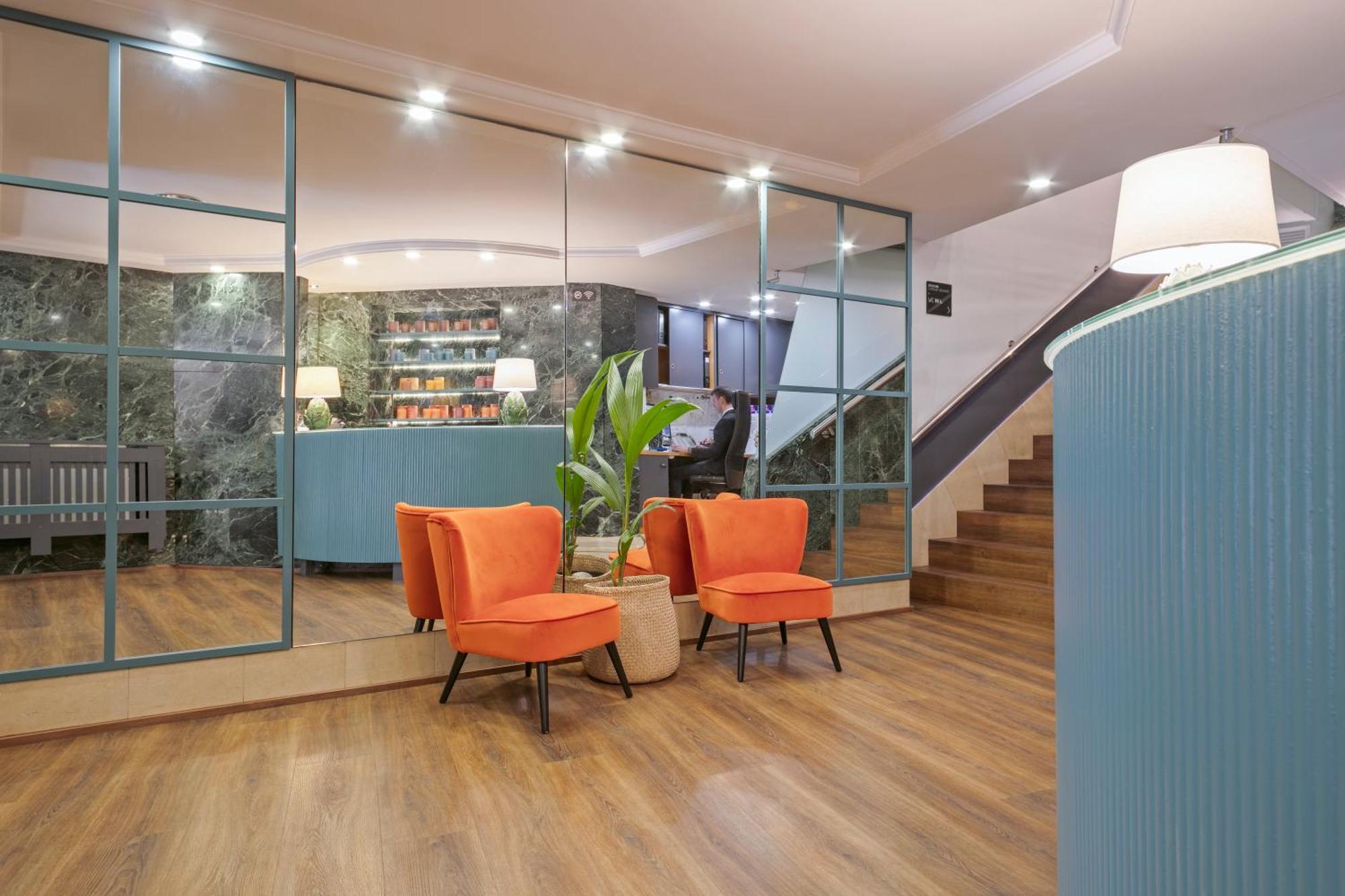 Hotel Acta Azul Barcelona, Barcelona